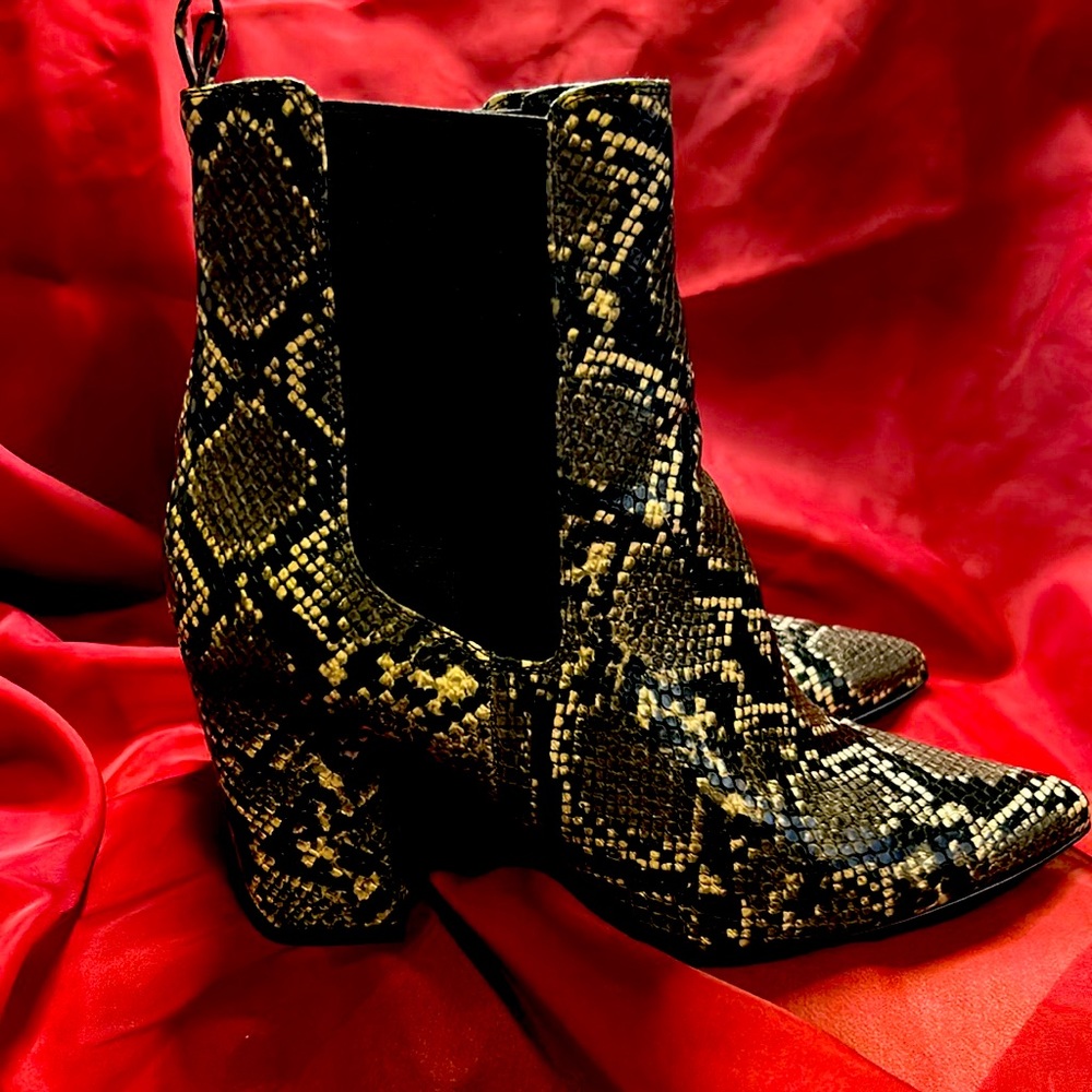 Subtle Grey Snake bootie